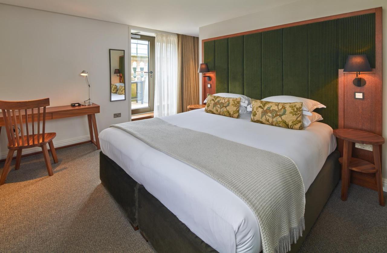 Cheval The Edinburgh Grand Aparthotel Exterior foto A room at the hotel